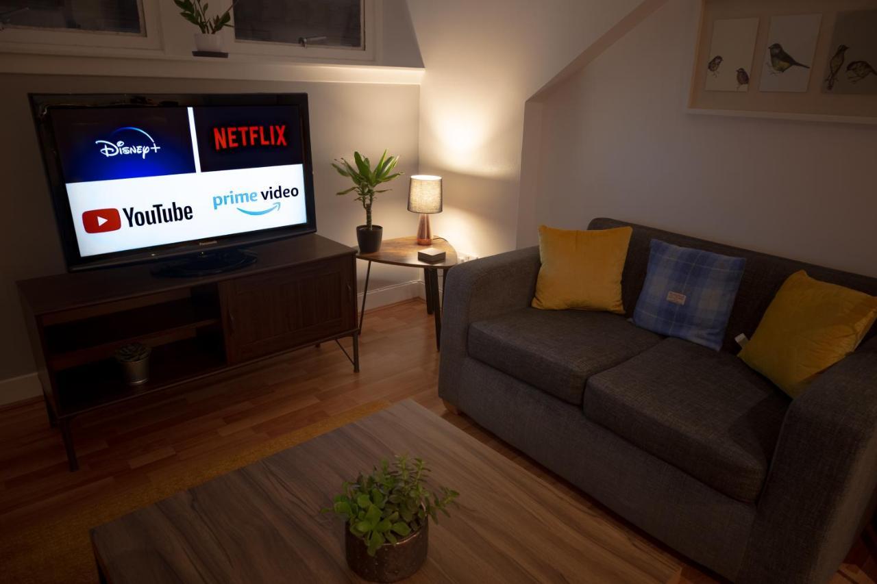 Modern Merchant City Apartment By George Square Glasgow Extérieur photo