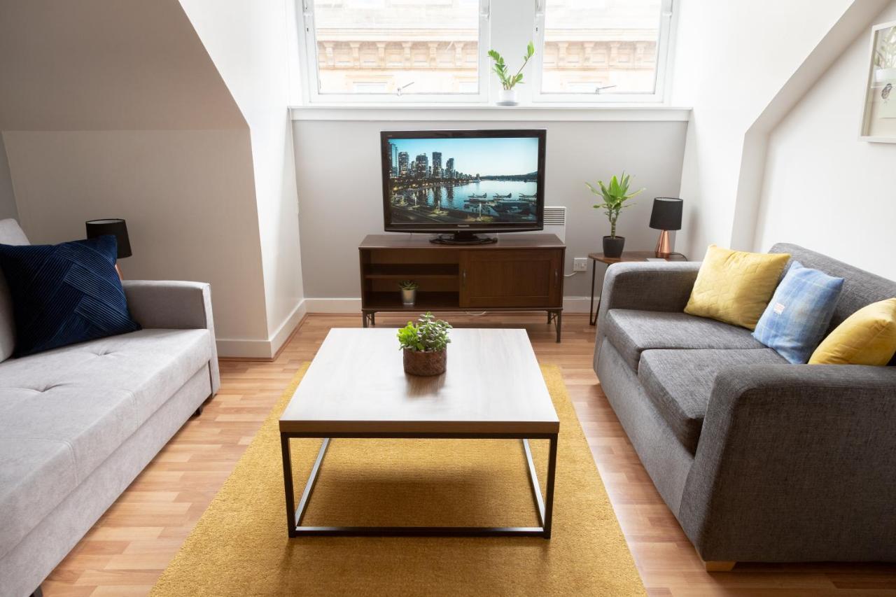 Modern Merchant City Apartment By George Square Glasgow Extérieur photo